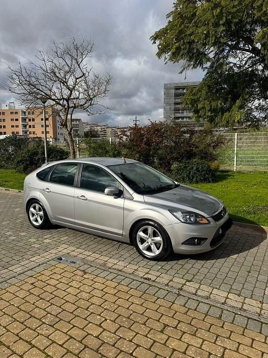 Usado 2008 Ford Focus Sedan | € 4.450 (Preço justo) - Imagem 1/4