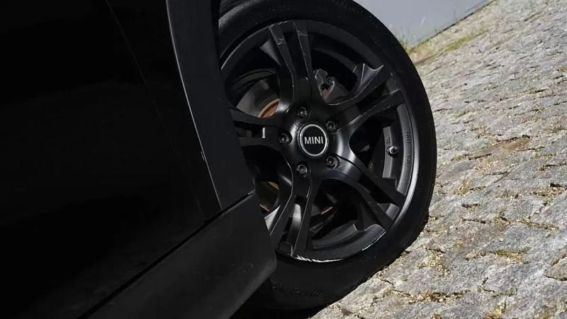 Usado Mini Cooper 116 HP (85 kW) 2016 Preto Citadino