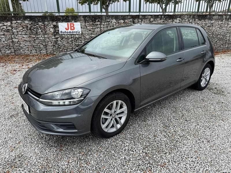 Cinza Usado 2017 VW Golf VII | € 16.750 (Preço justo) - Imagem 1/4
