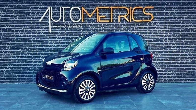 Preto Usado 2021 Smart ForTwo Electric Drive Prime Citadino | € 14.250 (Preço justo) - Imagem 1/4