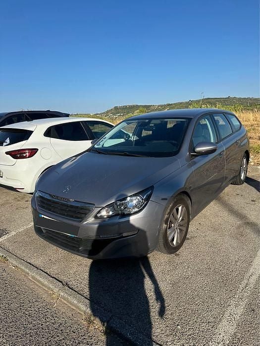 Usado 2014 Peugeot 308 Sedan | € 9.500 (Preço justo) - Imagem 1/4