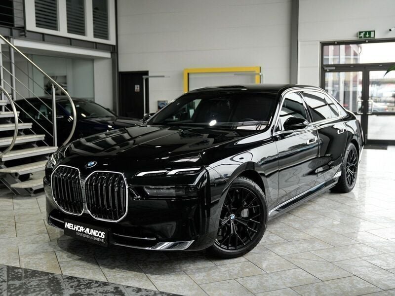 Preto Usado 2024 BMW i7 Sedan | € 95.900 - Imagem 1/4