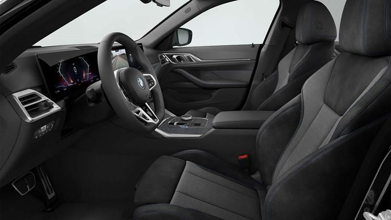 Novo BMW i4 Comfort Edition 250 kW (340 HP) 2026 Preto sapphire metalizada Sedan