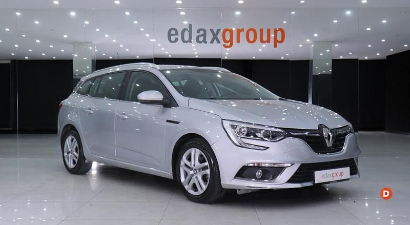 Cinzento Usado 2017 Renault Mégane IV Carrinha | € 7.990 (Bom preço) - Imagem 1/4