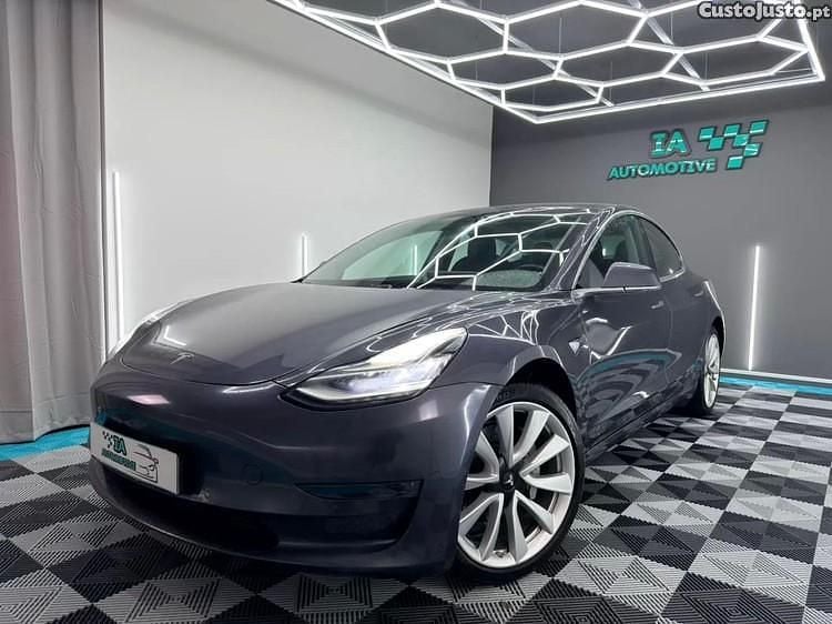 Outra Usado 2019 Tesla Model 3 Sedan | € 17.750 (Super Preço) - Imagem 1/1