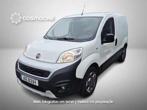 Branco Usado 2020 Fiat Fiorino Van | € 10.700 (Preço justo) - Imagem 1/2