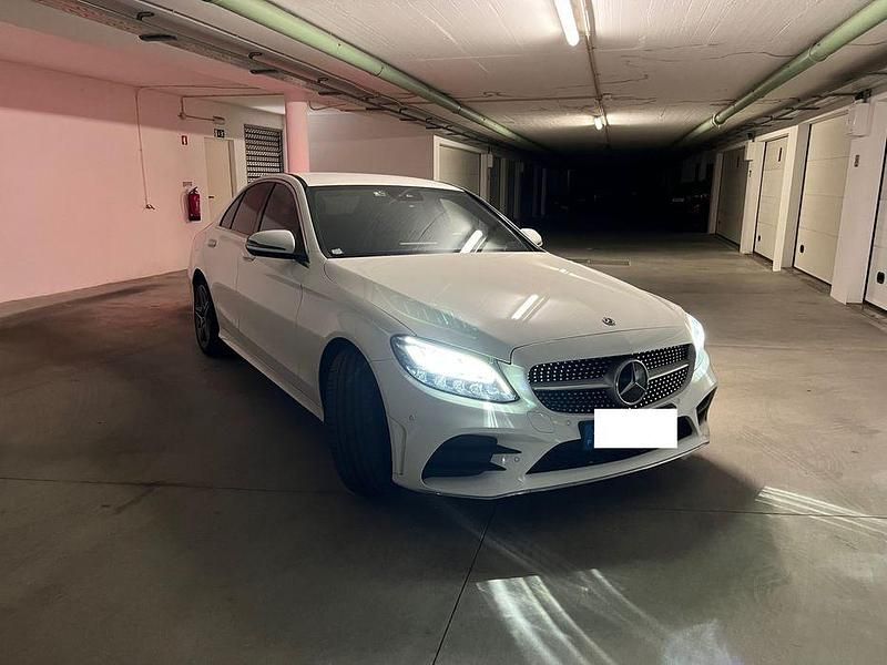 Usado Mercedes C180 AMG 2019 Sedan