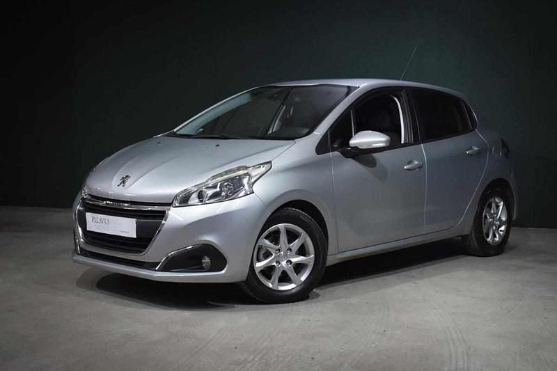 Cinzento Usado 2016 Peugeot 208 Citadino | € 10.950 (Preço elevado) - Imagem 1/4