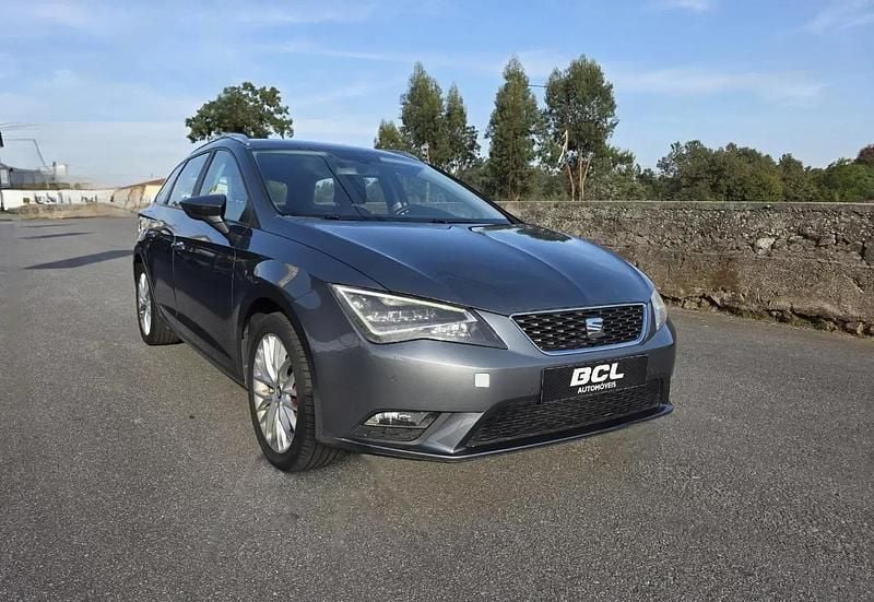 Cinza Usado 2014 Seat Leon ST Style Carrinha | € 12.990 (Preço justo) - Imagem 1/4