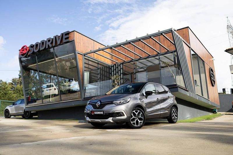 Cinza Usado 2018 Renault Captur SUV | € 14.900 (Preço justo) - Imagem 1/4