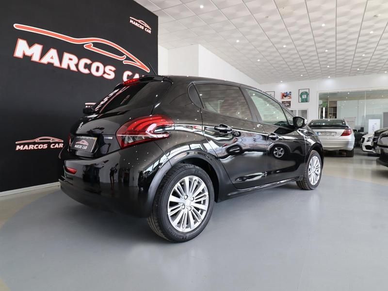 Usado Peugeot 208 Style 82 HP (60 kW) 2016 Preto Citadino