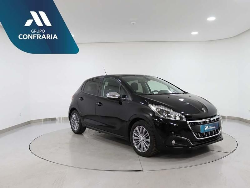 Preto Usado 2019 Peugeot 208 Signature Sky Citadino | € 11.580 (Preço justo) - Imagem 1/4