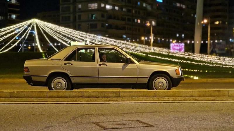 Cinzento Usado 1988 Mercedes 190 Sedan | € 5.500 - Imagem 1/1