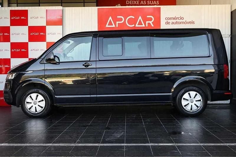 Usado VW T6.1 150 HP (110 kW) 2022 Preto Van