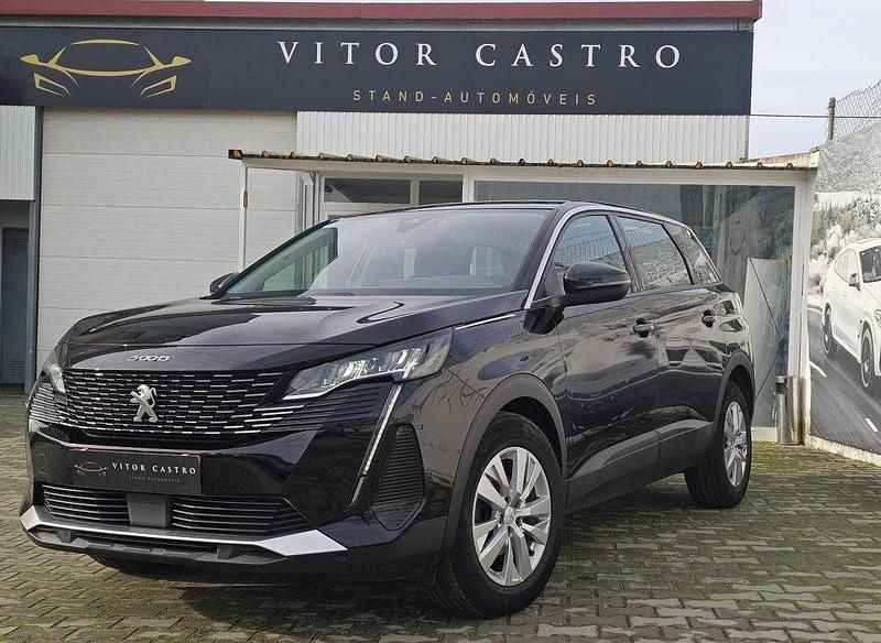 Usado Peugeot 5008 Active 130 HP (95 kW) 2021 Preto Monovolume