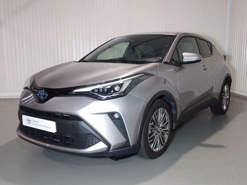 Cinzento claro Usado 2022 Toyota C-HR Luxury SUV | € 31.000 (Preço justo) - Imagem 1/4