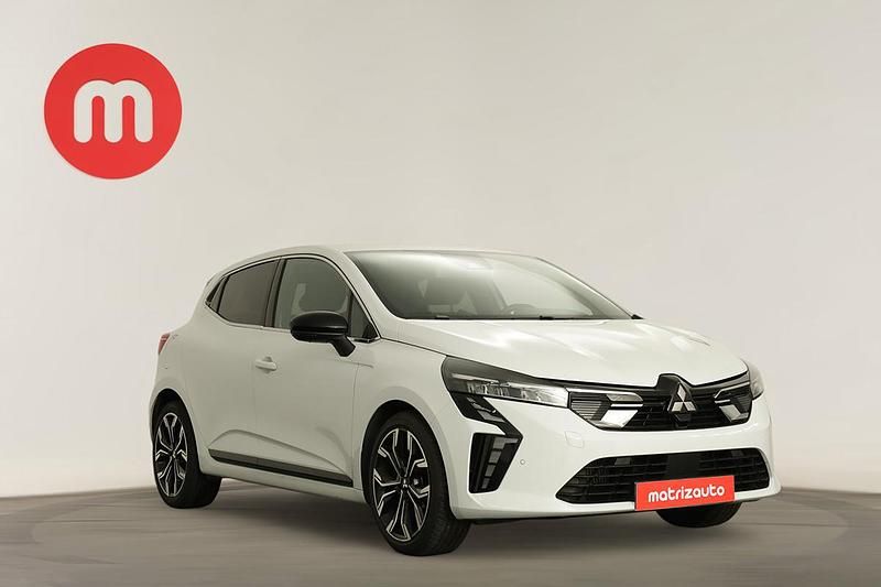 Branco Usado 2024 Mitsubishi Colt Edition | € 17.499 (Preço justo) - Imagem 1/4