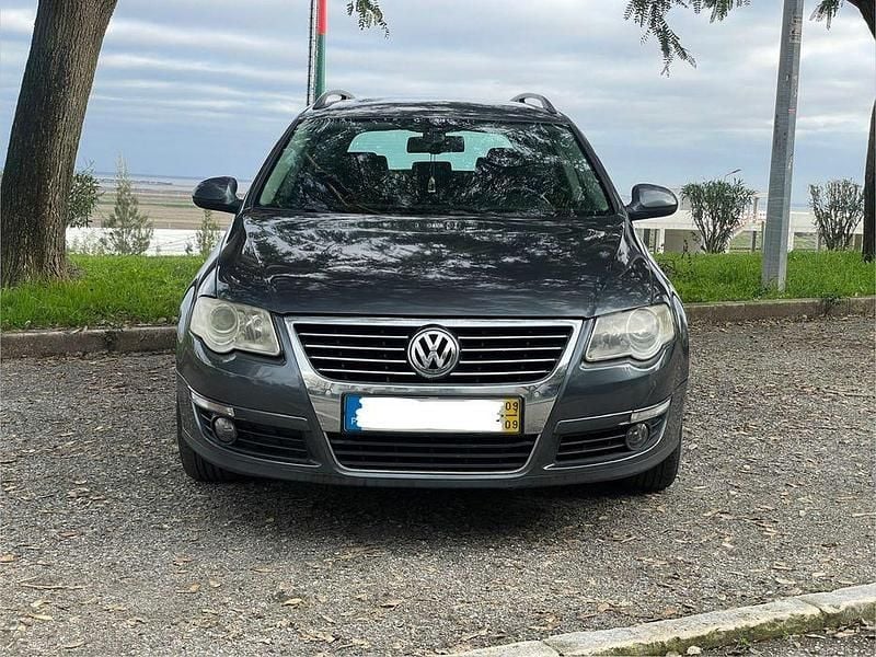 Usado VW Passat 105 HP (77 kW) 2009 Sedan