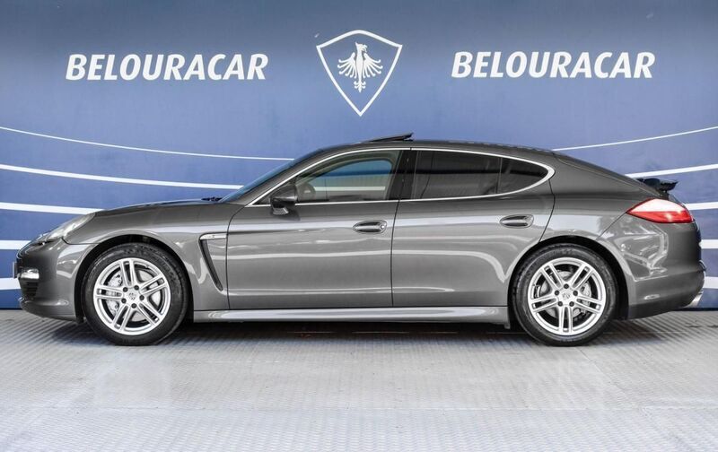 Usado Porsche Panamera S 400 HP (294 kW) 2012 Cinzento Sedan