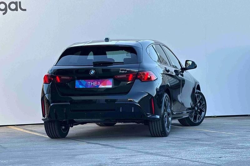 Novo BMW 118 Performance 150 HP (110 kW) 2025 Preto Citadino