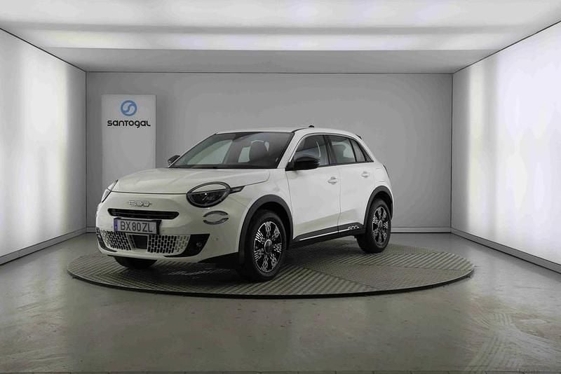 Novo Fiat 600 Pop 136 HP (100 kW) 2025 Branco SUV