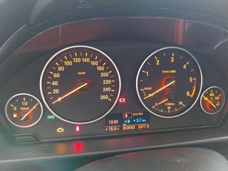 Usado BMW 320 173 HP (127 kW) 2013 Sedan