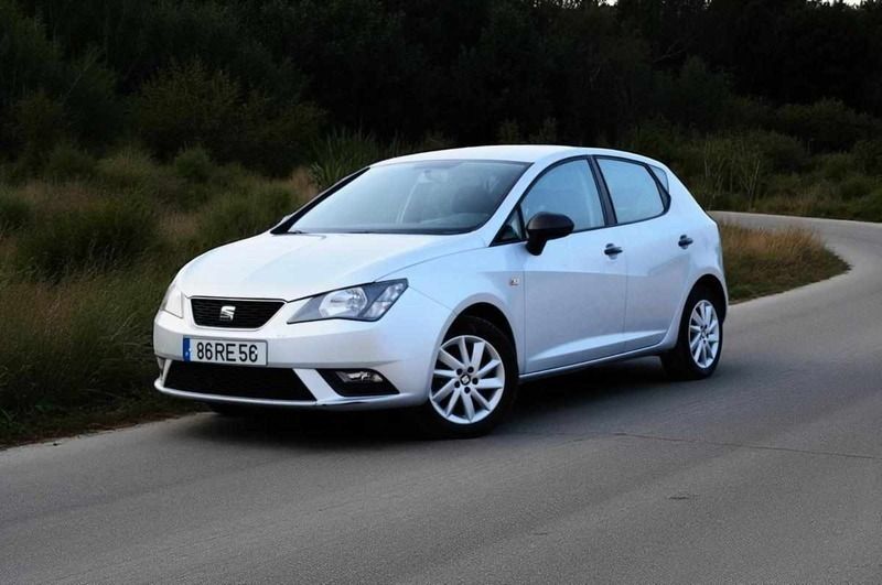 Cinzento Usado 2016 Seat Ibiza Citadino | € 10.900 (Caro) - Imagem 1/4