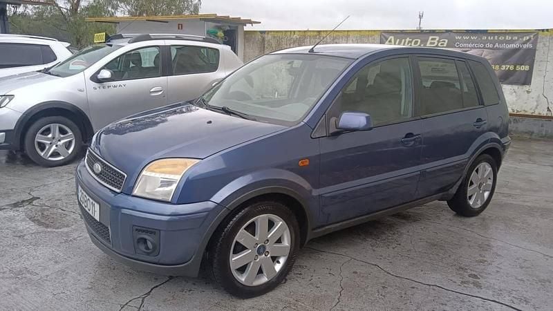 Azul Usado 2006 Ford Fusion Trend Carrinha | € 3.550 - Imagem 1/4