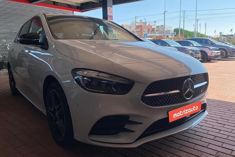 Usado 2024 Mercedes B250e Monovolume | € 39.499 (Preço justo) - Imagem 1/4