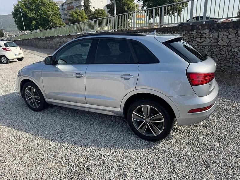 Usado Audi Q3 S-Line 150 HP (110 kW) 2018 Cinzento SUV