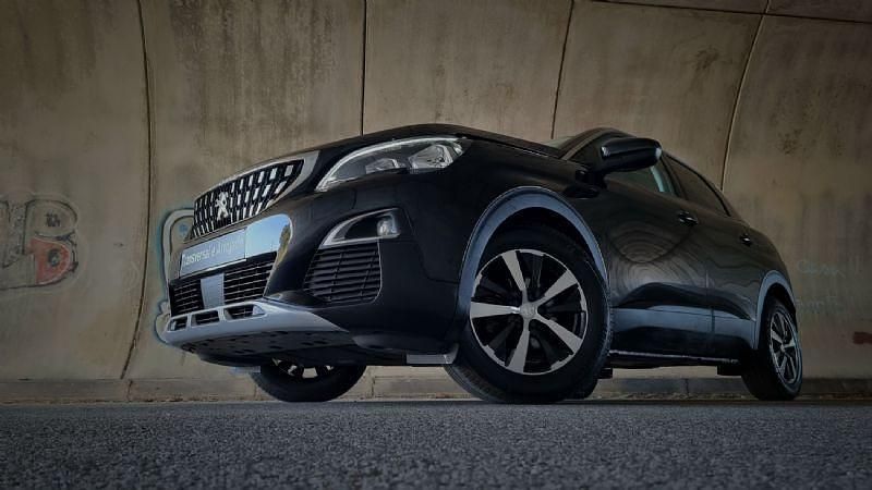 Usado Peugeot 3008 Active 130 HP (95 kW) 2020 Preto SUV