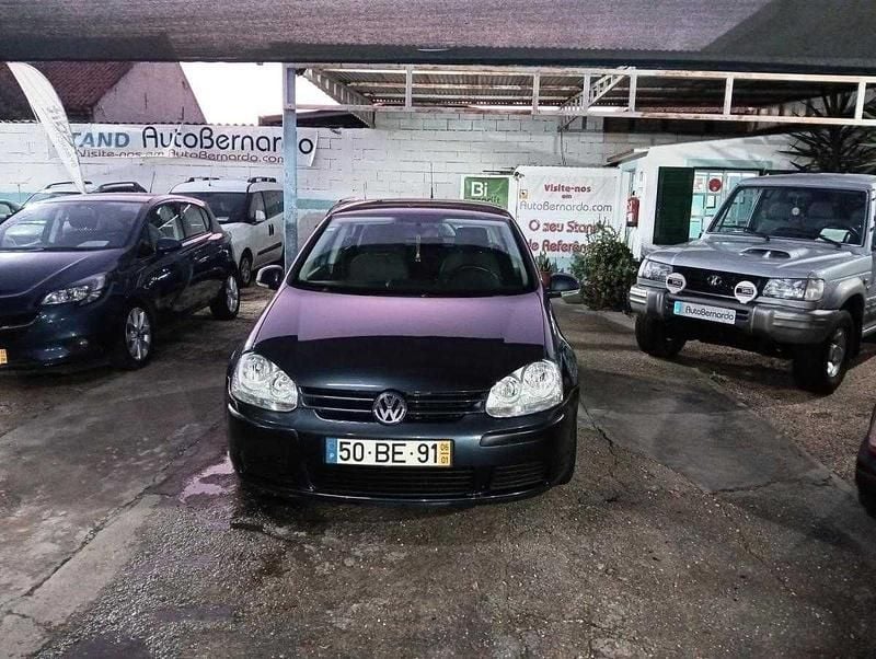 Antracite Usado 2006 VW Golf V | € 7.500 (Caro) - Imagem 1/4