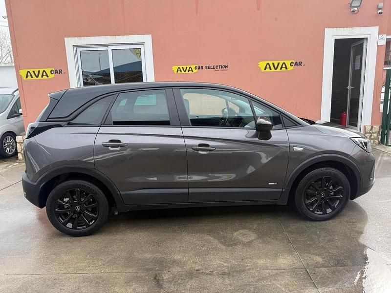 Usado Opel Crossland X Elegance 83 HP (61 kW) 2022 Cinza SUV