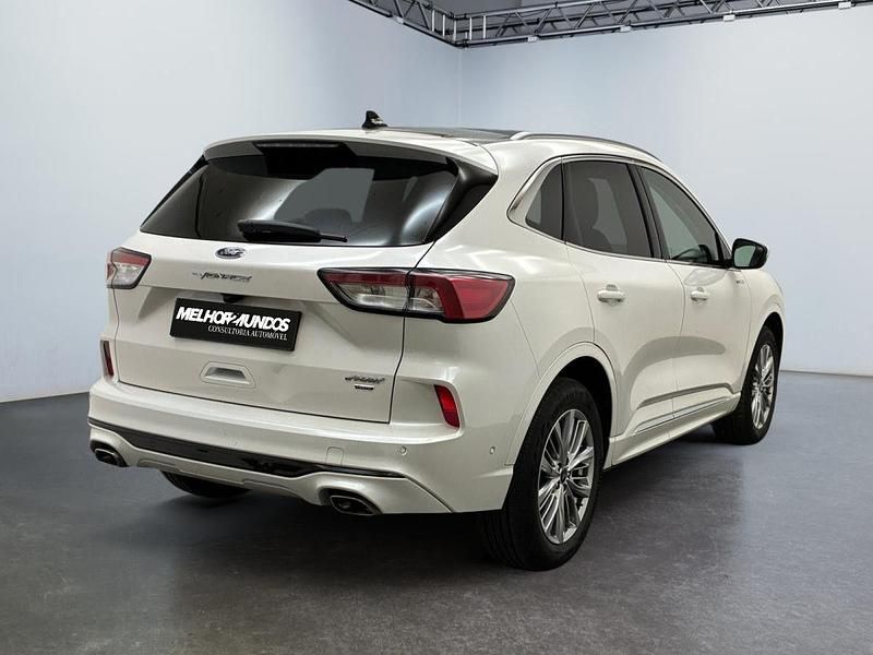 Usado Ford Kuga Vignale 225 HP (165 kW) 2023 Branco SUV