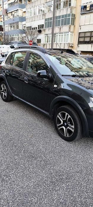 Usado 2021 Dacia Sandero Stepway Sedan | € 13.500 (Bom preço) - Imagem 1/4