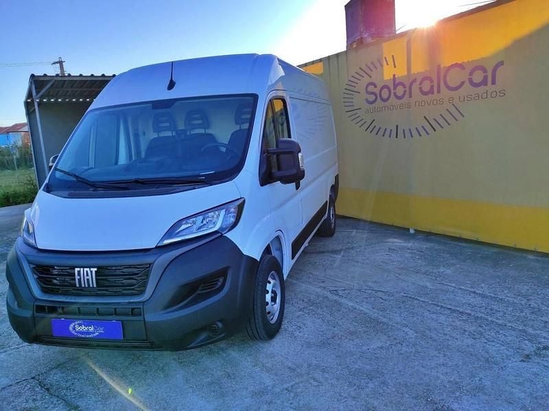 Usado Fiat Ducato 140 HP (102 kW) 2024 Branco Van