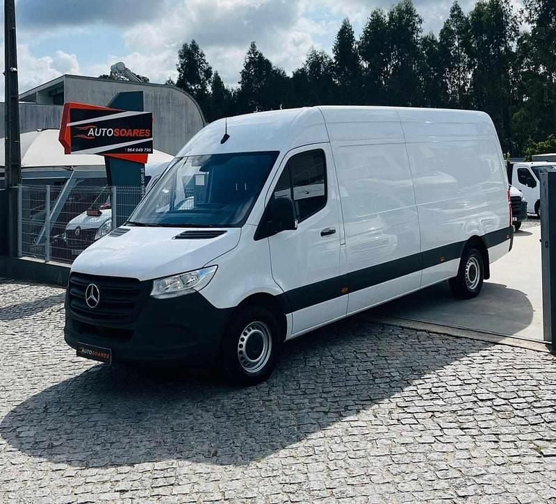 Branco Usado 2020 Mercedes Sprinter Van | € 28.500 (Preço justo) - Imagem 1/4