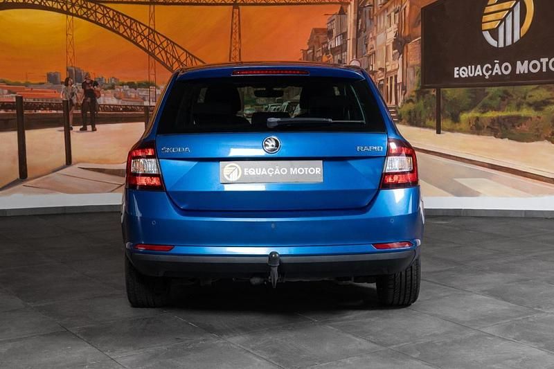 Usado Skoda Rapid Ambition 90 HP (66 kW) 2016 Azul