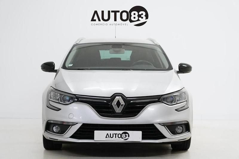 Usado Renault Mégane IV 110 HP (80 kW) 2019 Cinzento Carrinha