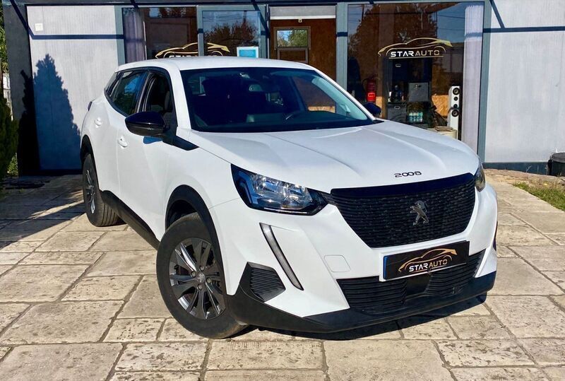 Branco Usado 2022 Peugeot 2008 Active SUV | € 18.990 (Preço elevado) - Imagem 1/4