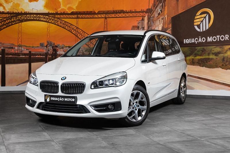 Branco Usado 2017 BMW 216 Gran Tourer Luxury Line Monovolume | € 14.700 - Imagem 1/4