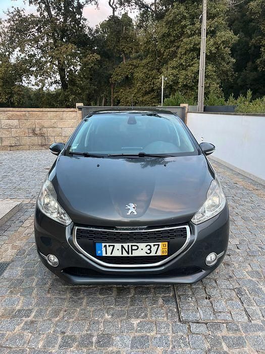 Usado 2013 Peugeot 208 Citadino | € 5.200 (Preço justo) - Imagem 1/4