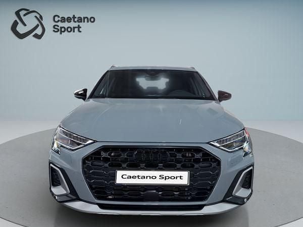 Usado Audi A3 e-tron 110 HP (80 kW) 2025 Cinzento Citadino
