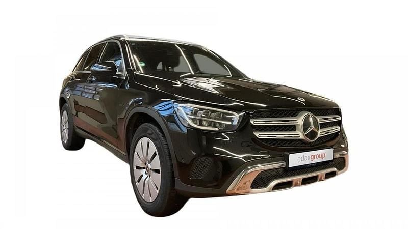 Usado Mercedes GLC300 245 HP (180 kW) 2020 Preto SUV