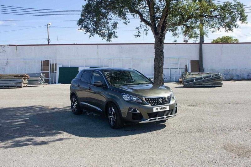 Cinza antracite Usado 2018 Peugeot 3008 Allure SUV | € 27.600 - Imagem 1/4