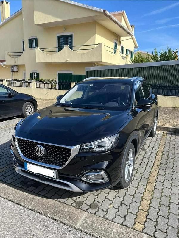 Preto Usado 2022 MG HS SUV | € 22.500 - Imagem 1/4