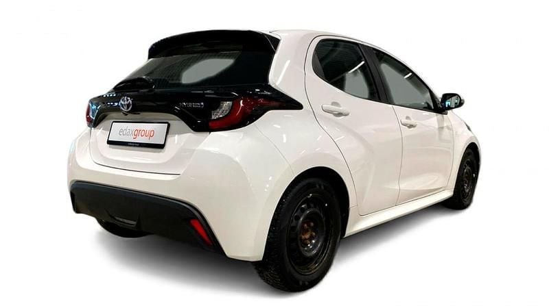 Usado Toyota Yaris Hybrid Comfort 115 HP (84 kW) 2022 Branco
