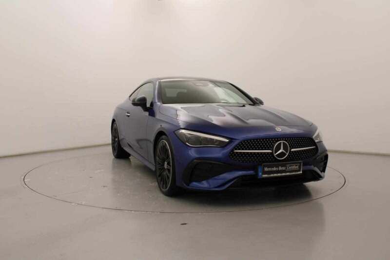 Azul Usado 2024 Mercedes CLE200 | € 56.990 - Imagem 1/4