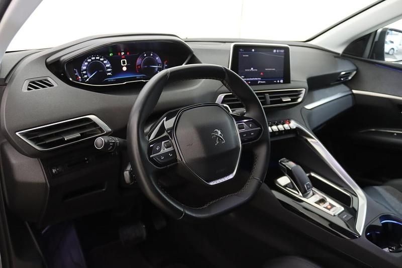 Usado Peugeot 3008 130 HP (95 kW) 2019 Cinzento SUV