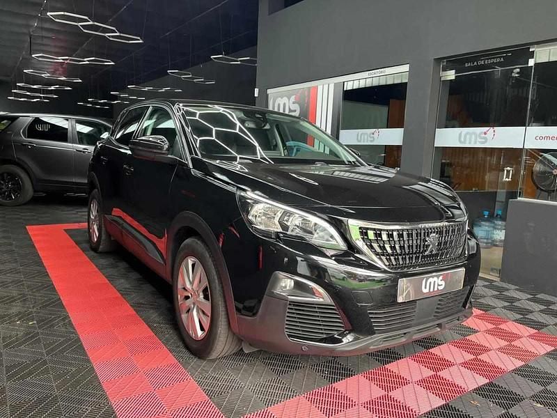 Preto Usado 2020 Peugeot 3008 | € 21.750 (Preço justo) - Imagem 1/4
